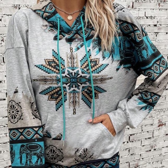 🌵Turquoise Aztec Tribal Print Kangaroo Pocket Drawstring Hoodie - Picture 1 of 10